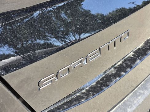 New 2026 Kia Sorento SX image 7