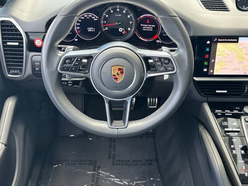 Certified 2022 Porsche Cayenne S AWD/4WD image 22