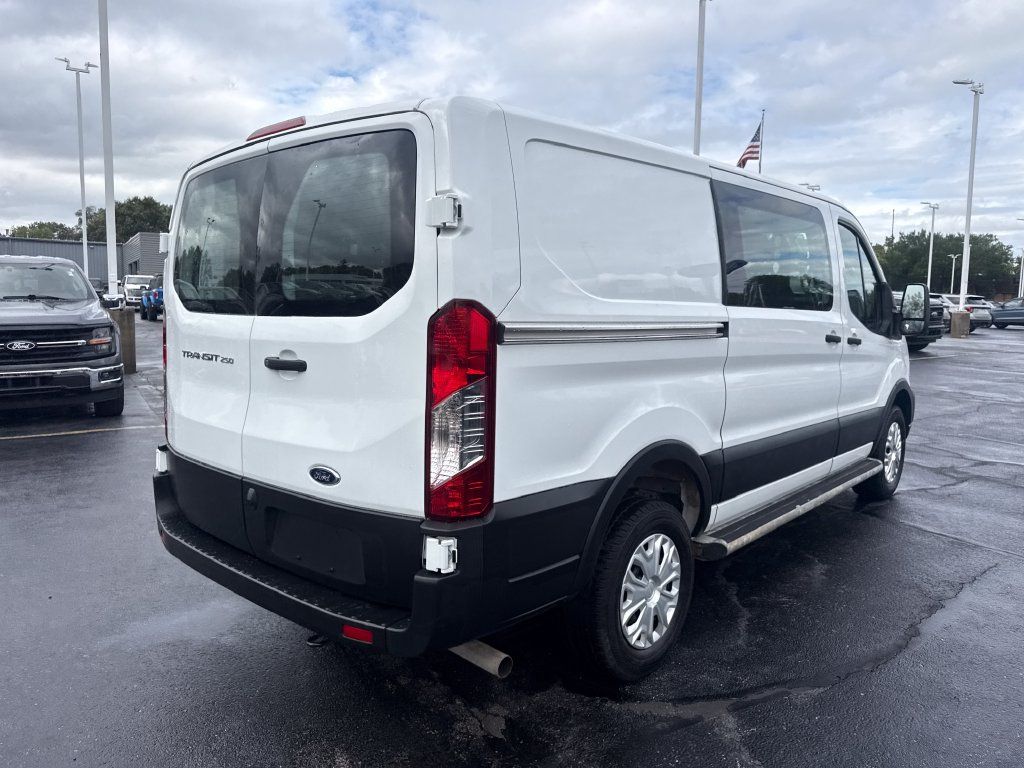 Used 2025 Ford Transit 250 Low Roof w/ Exterior Upgrade Package RWD image 7