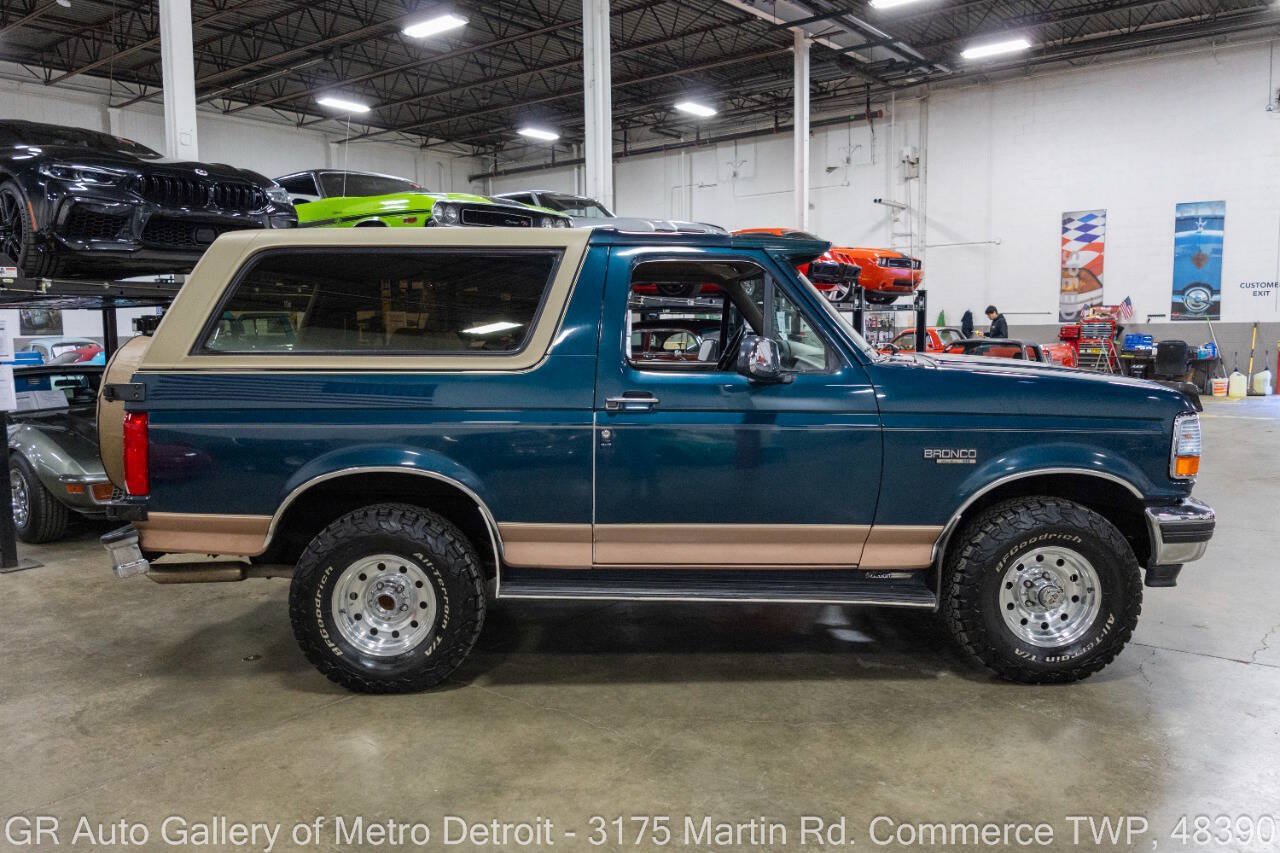 Used 1994 Ford Bronco Eddie Bauer AWD/4WD image 9