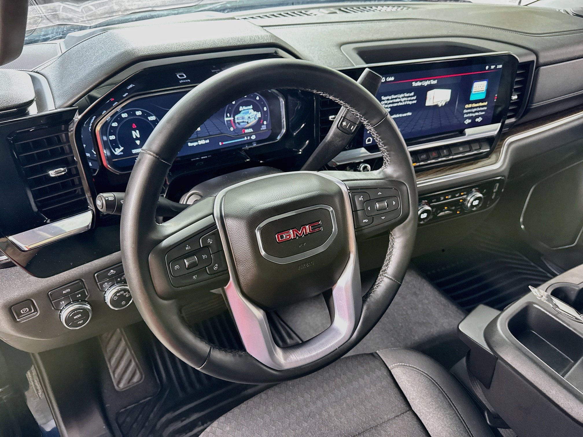 Used 2023 GMC Sierra 1500 SLE AWD/4WD image 23