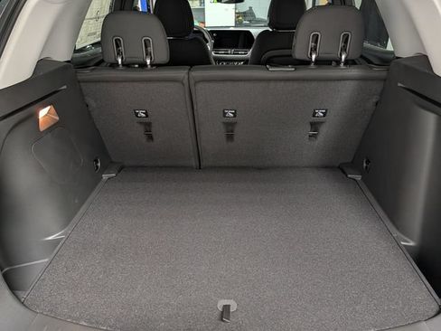 New 2026 Chevrolet TrailBlazer LT w/ Convenience Package FWD image 14