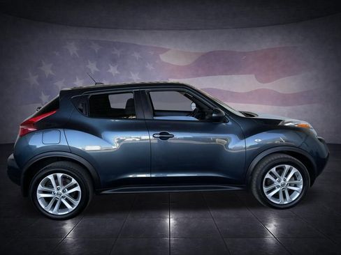 Used 2011 Nissan Juke SV image 6