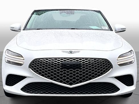 Used 2023 Genesis G70 2.0T image 5