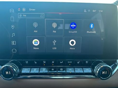 Used 2023 GMC Canyon AT4 w/ AT4 Premium Package image 17