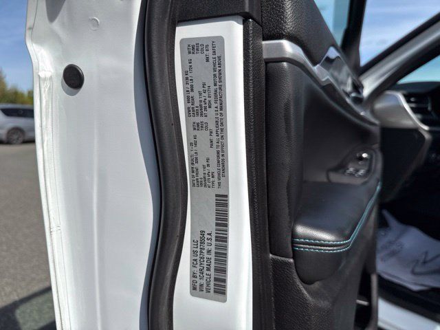 Used 2023 Jeep Grand Cherokee Trailhawk AWD/4WD image 25