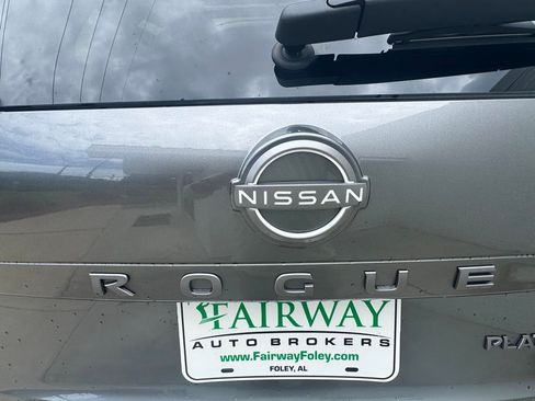 Used 2026 Nissan Rogue Platinum w/ Platinum Premium Package AWD/4WD image 27