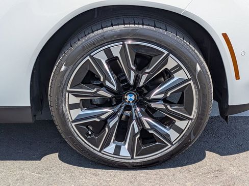Certified 2025 BMW X3 xDrive30 w/ M Sport Package AWD/4WD image 27