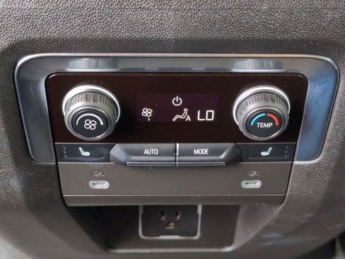 Certified 2022 Chevrolet Tahoe RST w/ Sport Performance Package AWD/4WD image 20