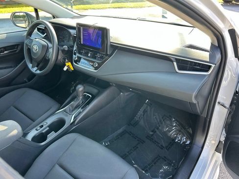 Used 2024 Toyota Corolla LE FWD image 39