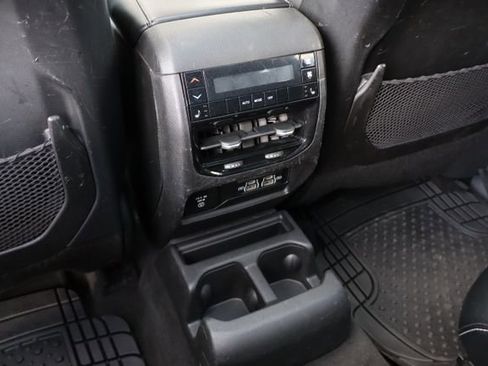 Used 2021 Jeep Grand Cherokee L Limited AWD/4WD image 40