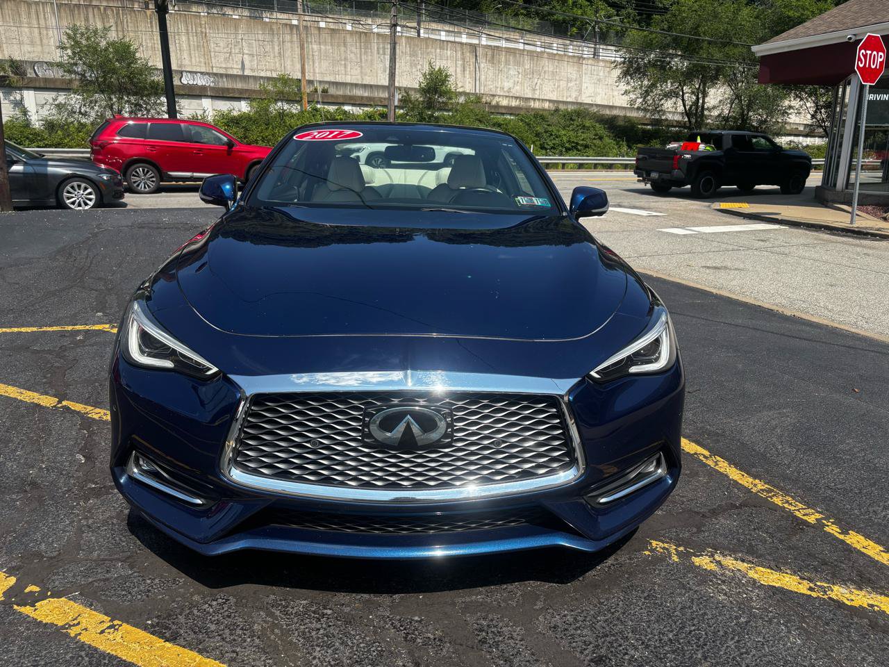 Used 2017 INFINITI Q60 3.0t w/ Premium Plus Package 3.0T AWD/4WD image 2
