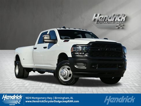 Used 2024 RAM 3500 Tradesman image 1