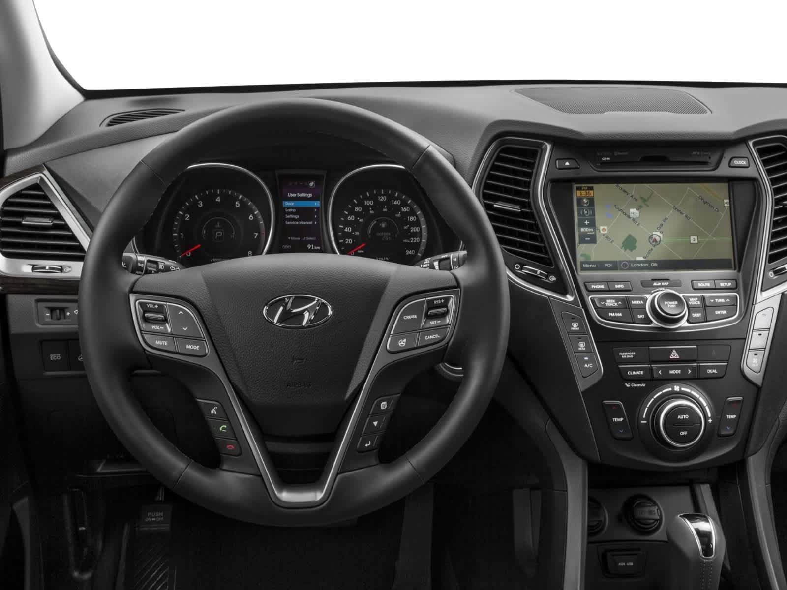 Used 2016 Hyundai Santa Fe Limited w/ Option Group 04 FWD image 4