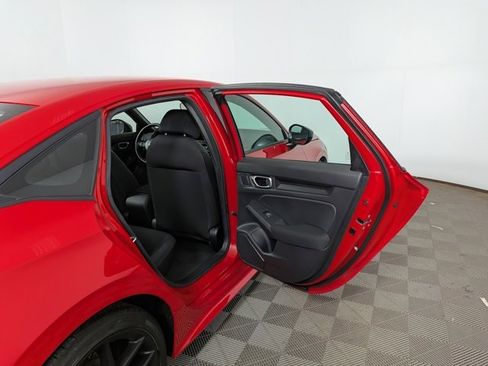 Used 2023 Honda Civic Sport image 32