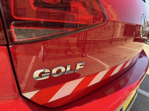 Used 2017 Volkswagen Golf Wolfsburg Edition FWD image 39