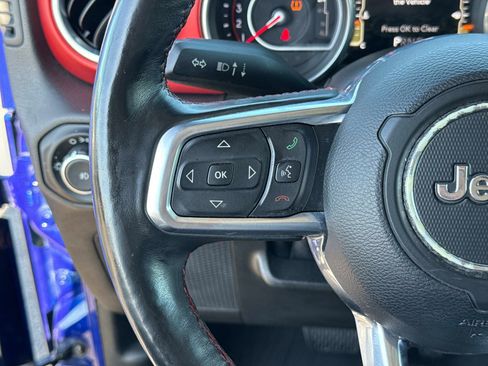 Used 2018 Jeep Wrangler Unlimited Rubicon AWD/4WD image 30