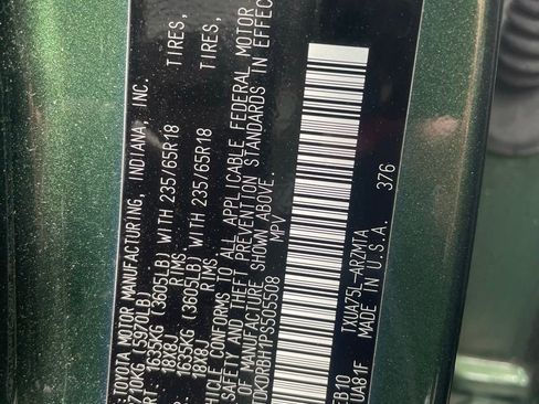 Used 2023 Toyota Highlander XLE image 14