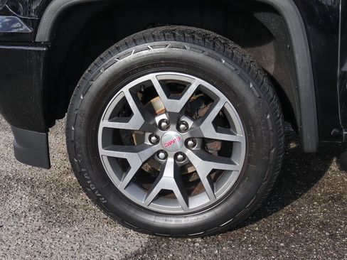 Used 2018 GMC Sierra 1500 SLT AWD/4WD image 45