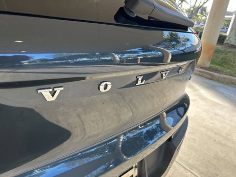 Used 2022 Volvo XC40 T5 R-Design w/ Advanced Package image 20