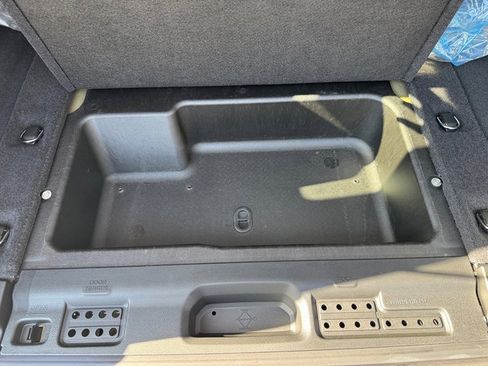 Used 2025 Jeep Wrangler Unlimited Sport image 16