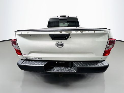 Used 2017 Nissan Titan S RWD image 6
