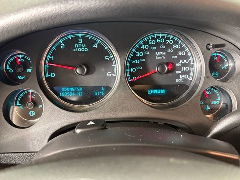 Used 2011 GMC Yukon SLE image 22