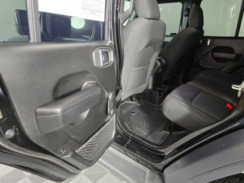 Used 2023 Jeep Wrangler Sport image 36