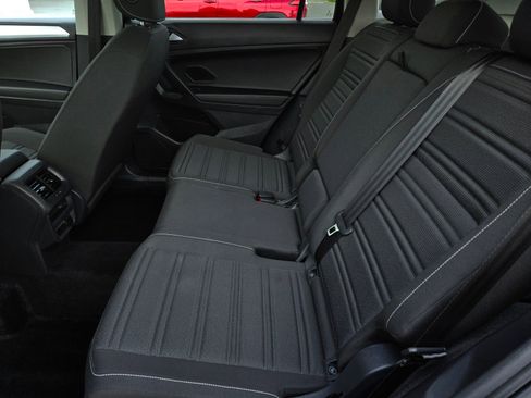 Used 2022 Volkswagen Tiguan S AWD/4WD image 11