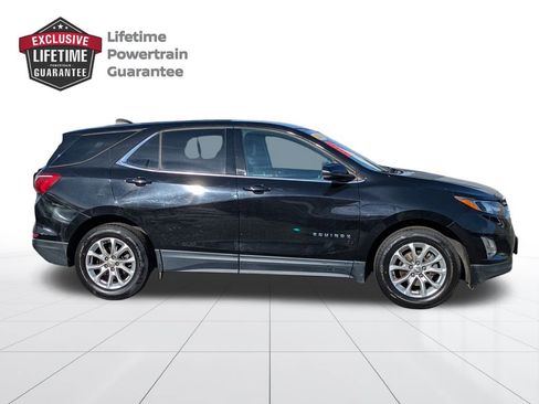 Used 2019 Chevrolet Equinox LT w/ Driver Convenience Package image 2