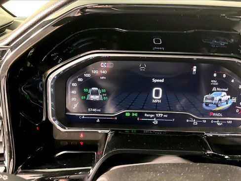 Used 2024 GMC Sierra 2500 SLT w/ SLT Premium Package image 14