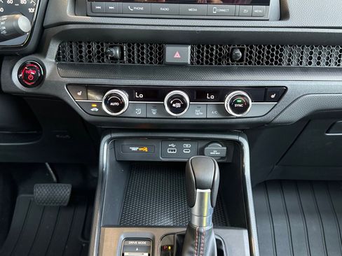 Used 2025 Honda CR-V Sport image 21
