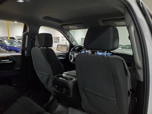 Used 2023 Chevrolet Silverado 1500 LT w/ Z71 Off-Road Package AWD/4WD image 20