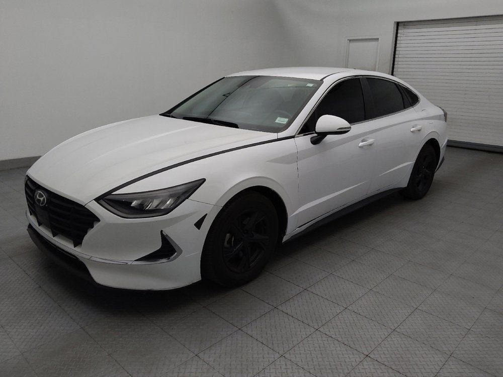 Used 2022 Hyundai Sonata SE FWD image 2