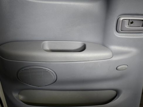 Used 2000 Toyota Tundra SR5 image 36