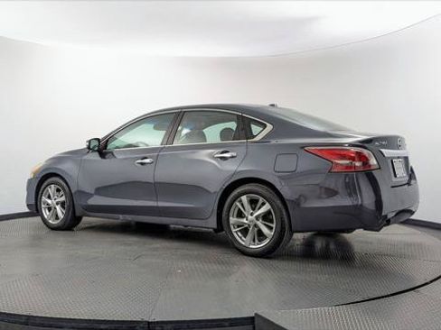 Used 2013 Nissan Altima 2.5 SL w/ Technology Pkg FWD image 6
