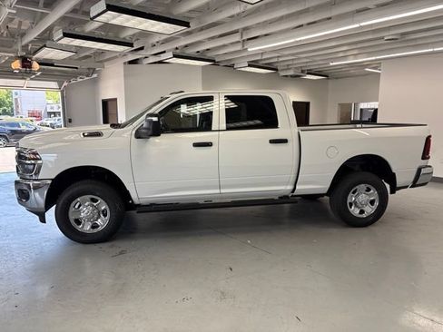 New 2026 RAM 3500 Tradesman AWD/4WD image 4