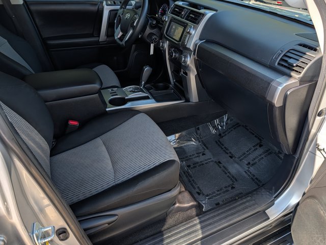 Used 2016 Toyota 4Runner SR5 RWD image 12