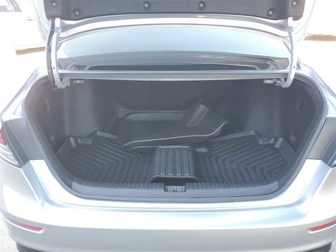 Certified 2023 Honda Accord EX image 9