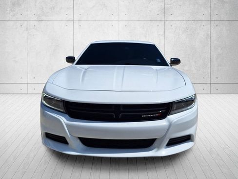 Used 2023 Dodge Charger SXT RWD image 2