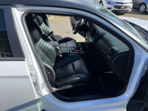 Used 2019 Dodge Charger SRT Hellcat w/ Navigation & Travel Group image 28