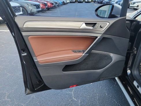 Used 2017 Volkswagen Golf Alltrack S AWD/4WD image 15