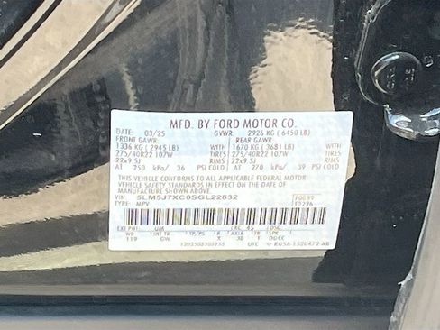 Used 2025 Lincoln Aviator Reserve w/ Equipment Group 201A image 35