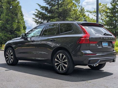Used 2025 Volvo XC60 B5 Plus w/ Climate Package AWD/4WD image 5