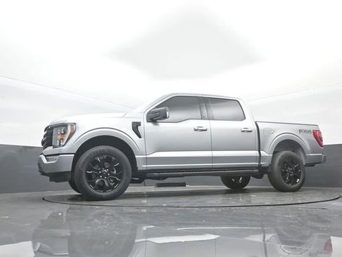 Certified 2022 Ford F150 XLT w/ Equipment Group 302A High image 20