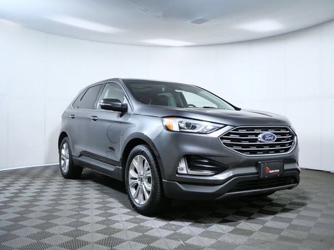 Used 2020 Ford Edge Titanium w/ Canadian Touring Package AWD/4WD image 1
