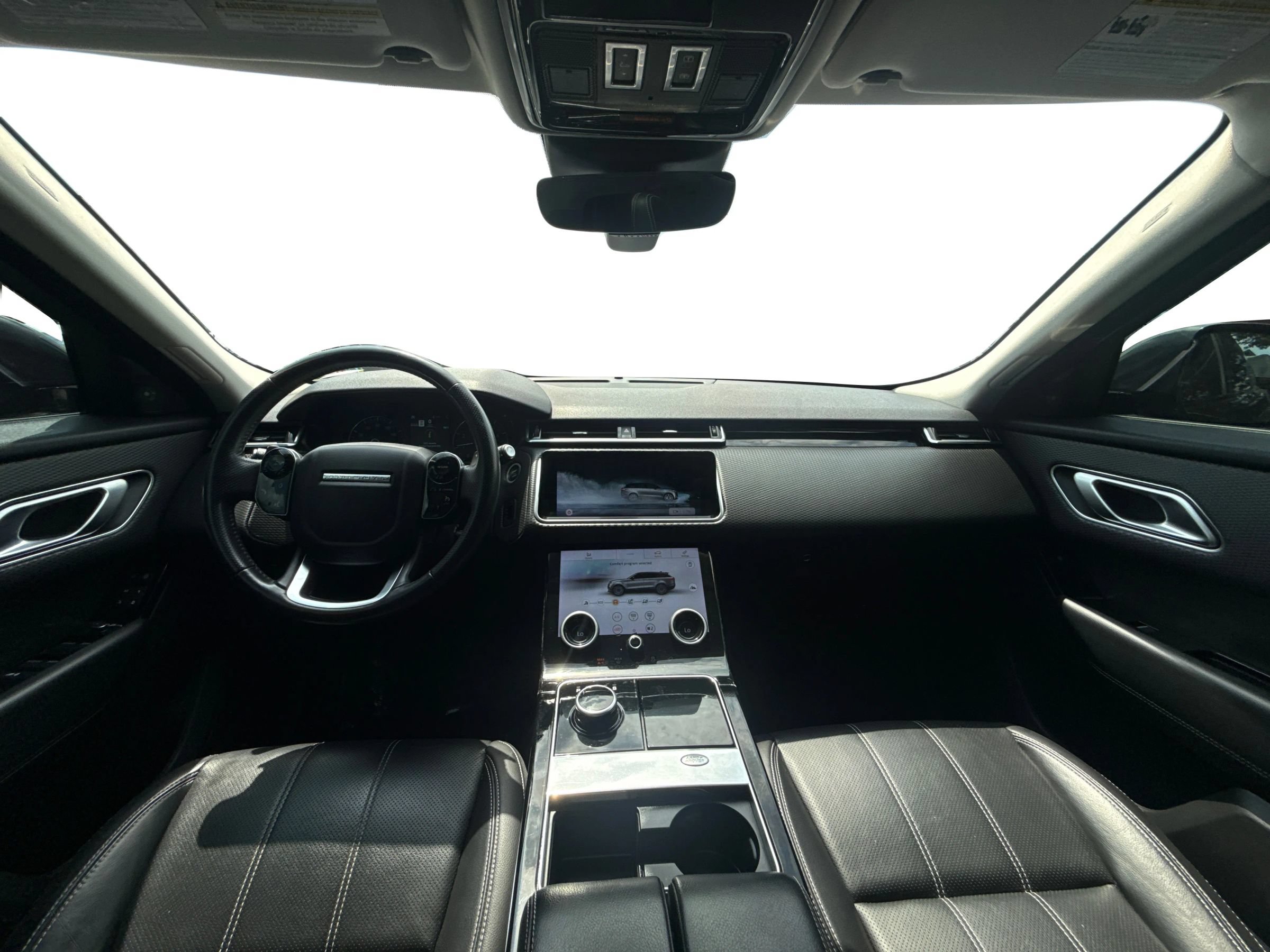 Used 2020 Land Rover Range Rover Velar S AWD/4WD image 11
