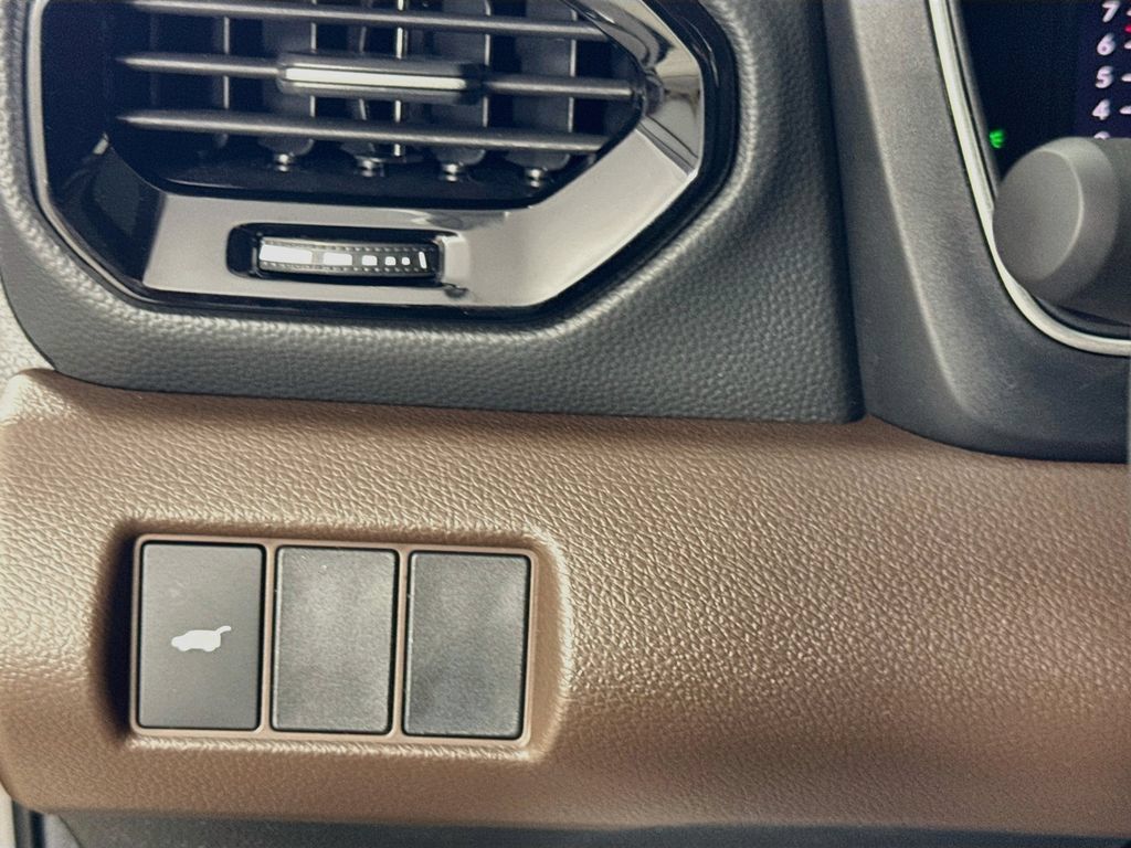 New 2026 Honda Pilot Touring image 14