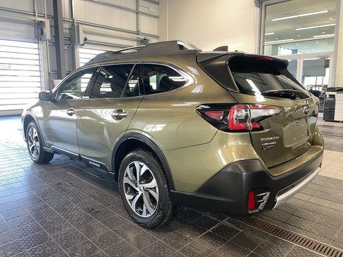 Used 2020 Subaru Outback Touring image 17