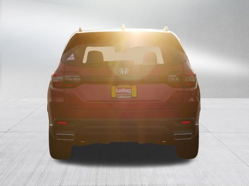 New 2025 Honda Pilot Sport image 6